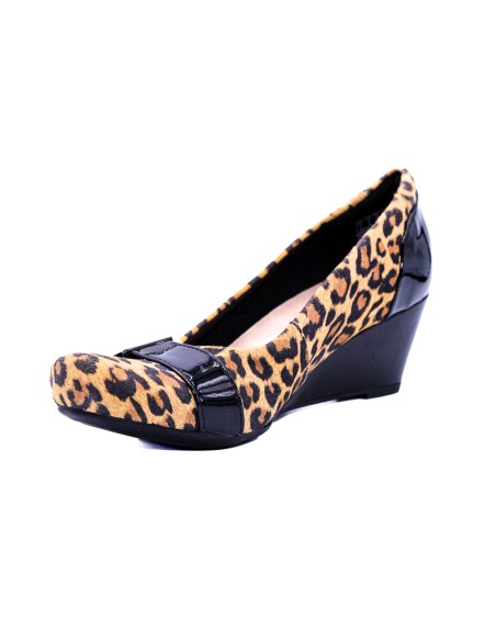 COLLECTION BY CLARKS